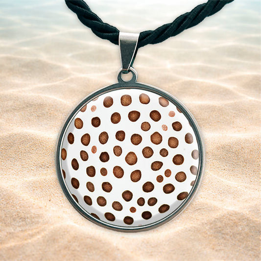 Cowrie - Necklace