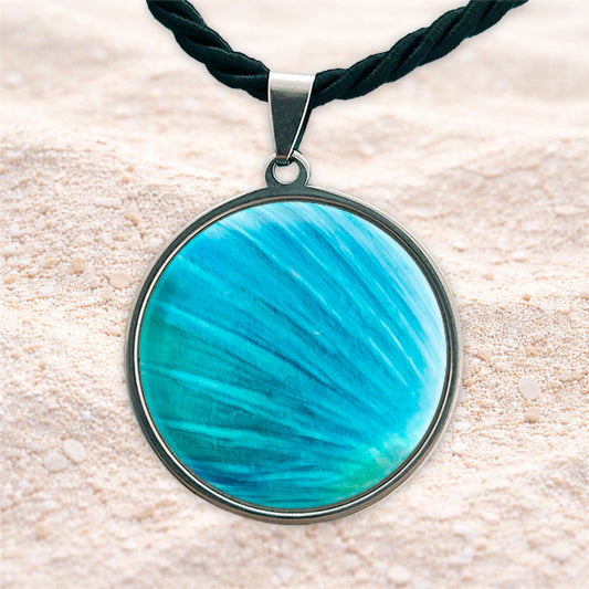 Rainbow Fin - Necklace